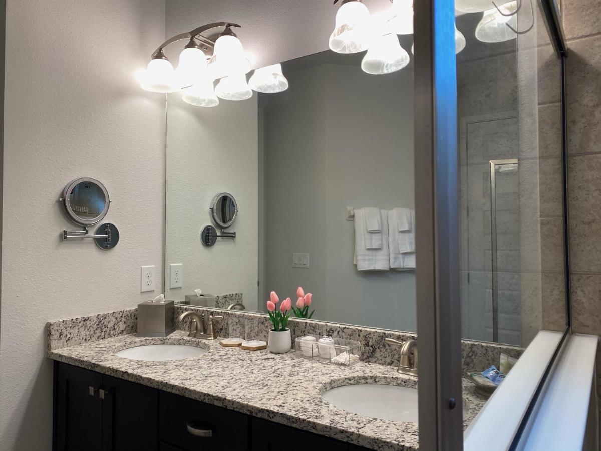 Luxurious Modern Villa Near Disney With Theater, Pool And Spa In Encore Resort At Reunion Orlando Kültér fotó